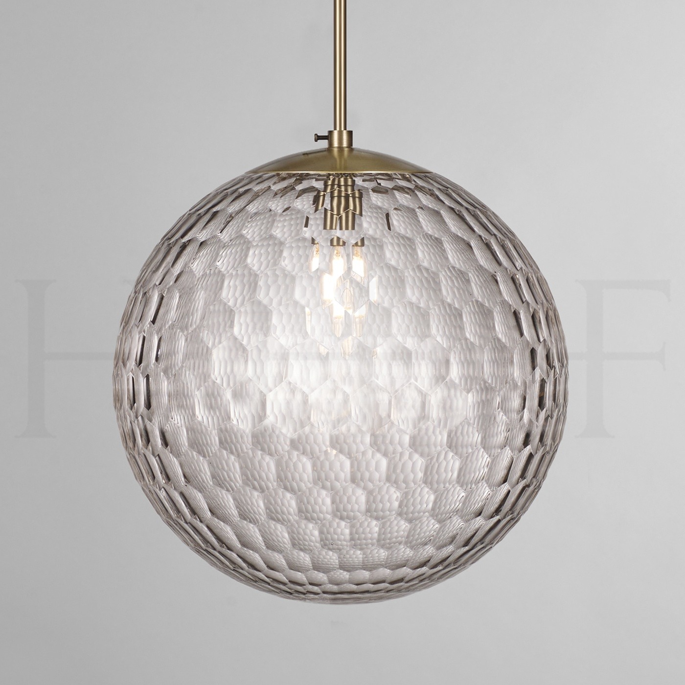 PL22L-Hammered-Glass-Globe-L_2022-01-17-152949_oauz